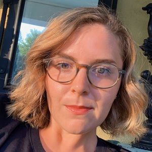 Meet your Posher, Olivia